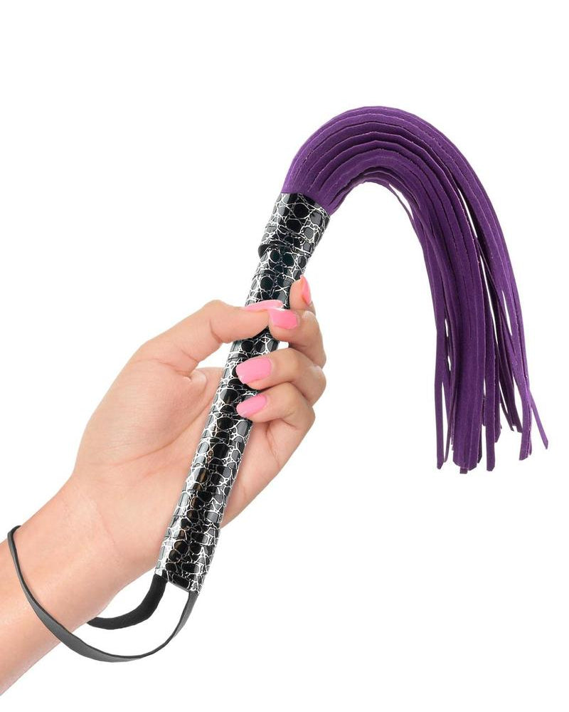 Flogger de diseño de fantasía fetichista negro