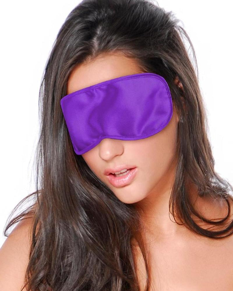 Máscara de amor de satén de fantasía fetichista morada