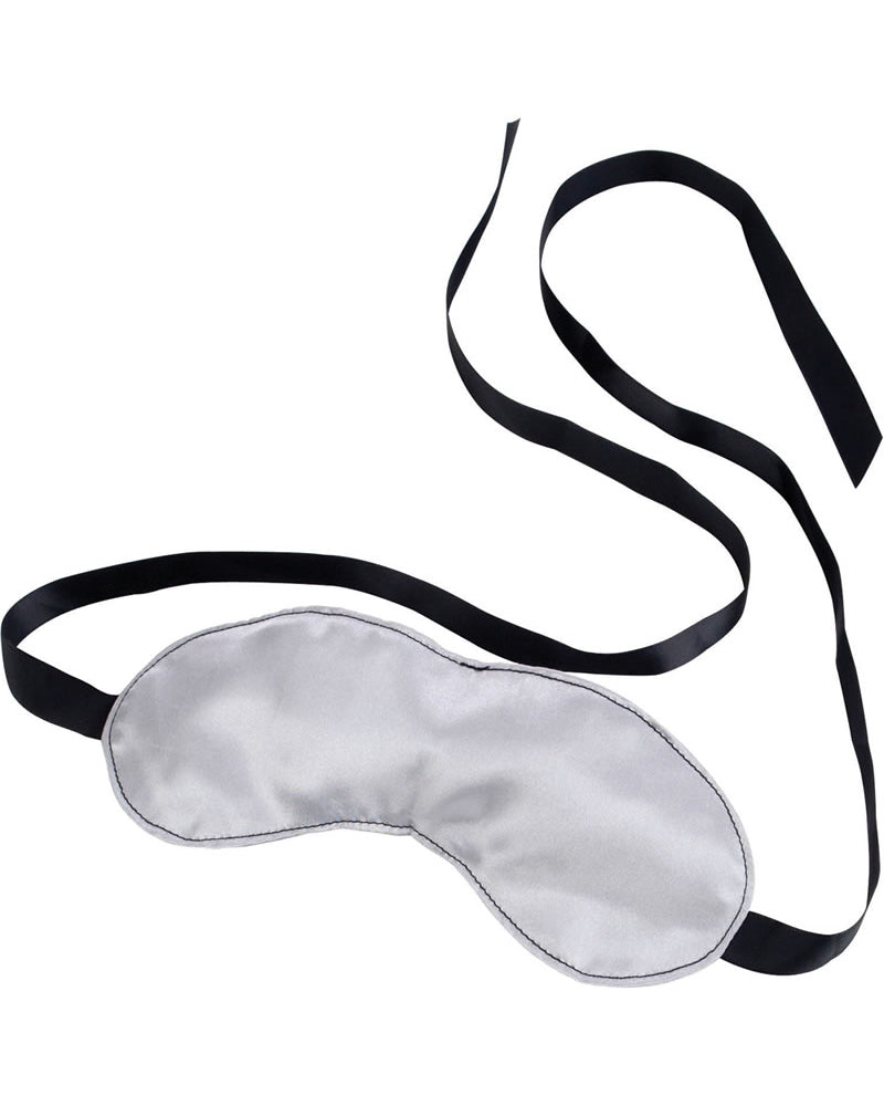 Primera máscara de ojos de satén blanca