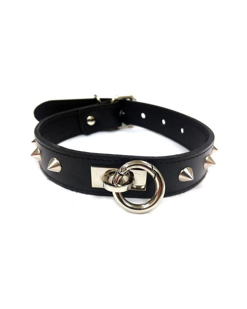 Collar con tachuelas y anillo en forma de O de Rouge, color negro