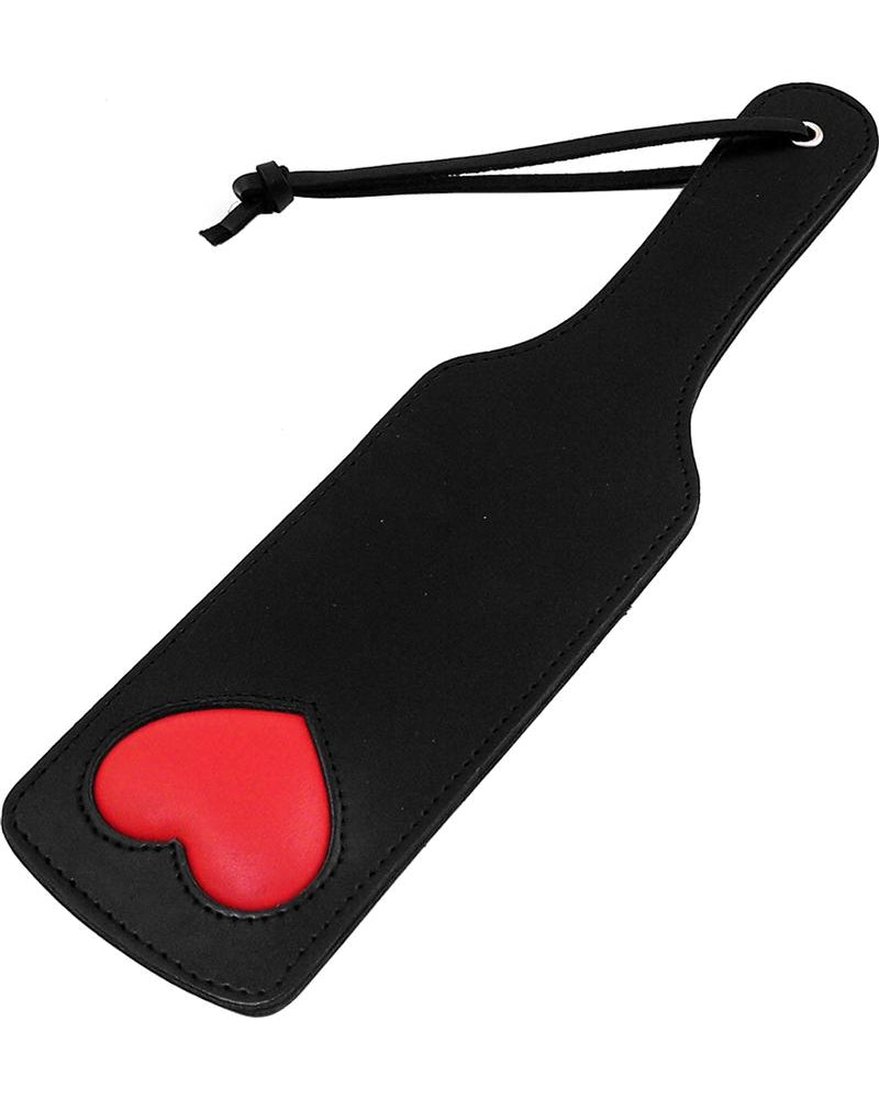 Pala de cuero rojo con corazón