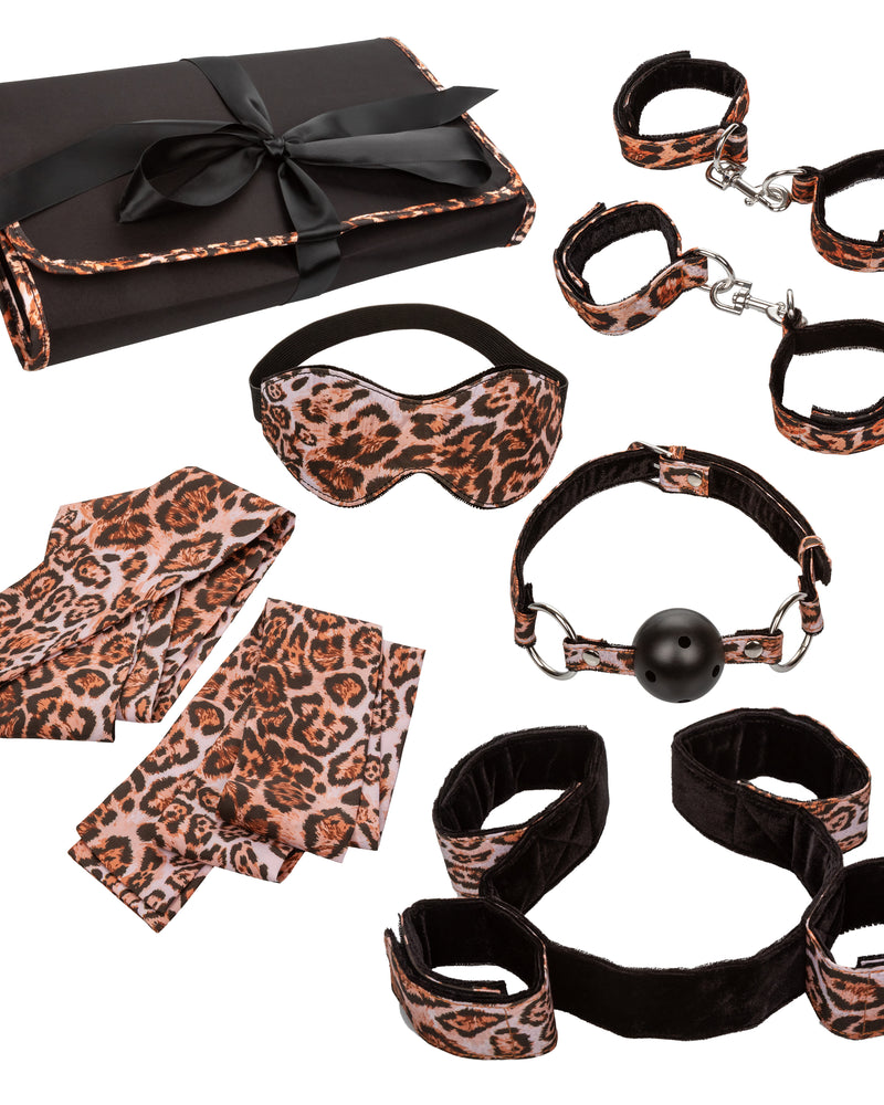 "Unleashed Surrender Set SE2707103"