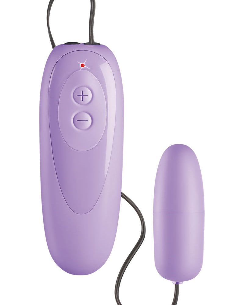 Masajeador con control remoto y cable en forma de bala, acabado satinado, Nyla, de la Dra. Laura Berman Intimate Basics, lavanda