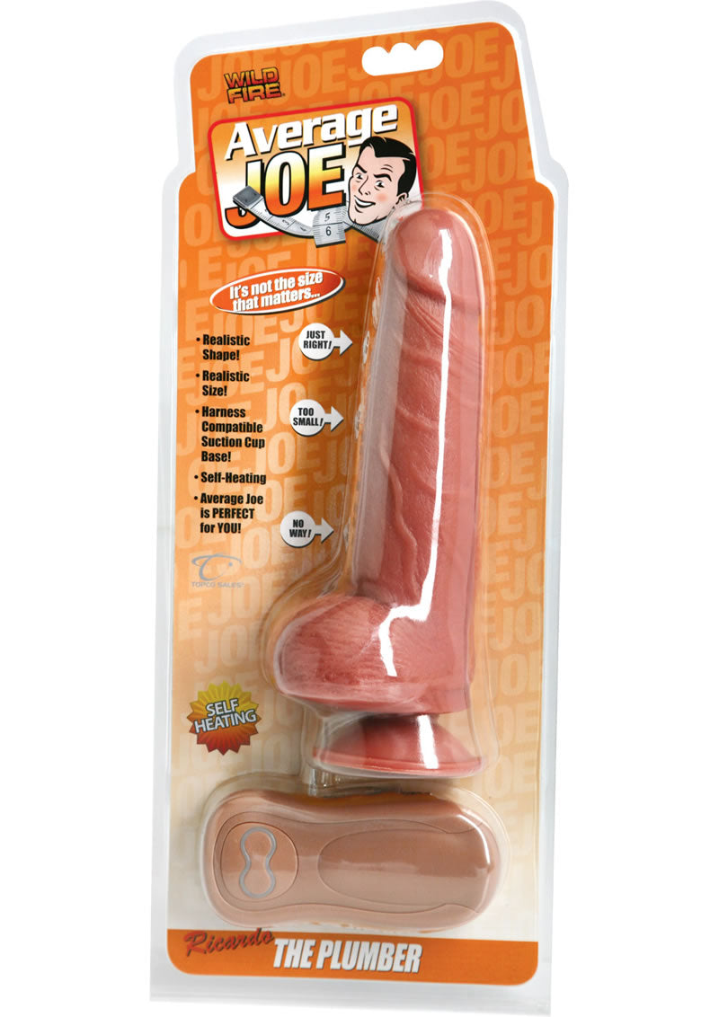 Consolador con control remoto con cable de 5,5 pulgadas de color marrón de Ricardo The Plumber de Average Joe
