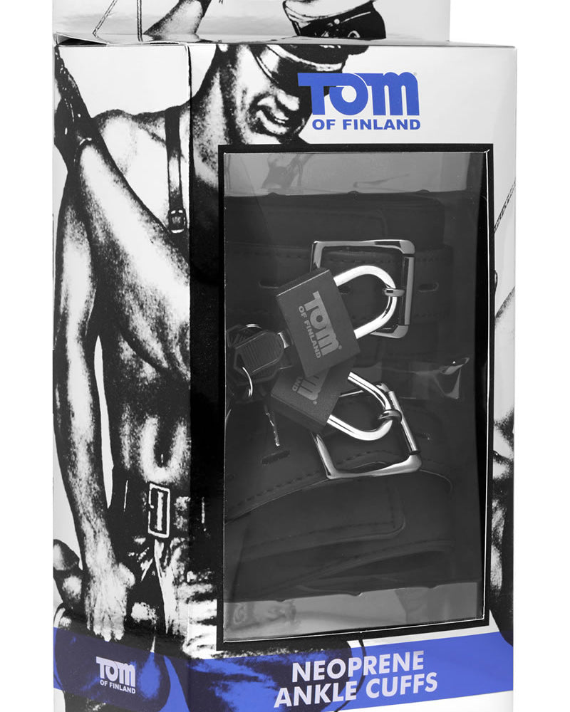 Esposas de tobillo de neopreno con cierre de Tom Of Finland en color negro