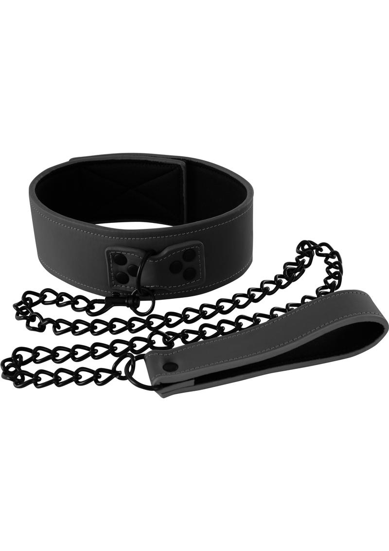 Collar de bondage Renegade de vinilo y metal negro