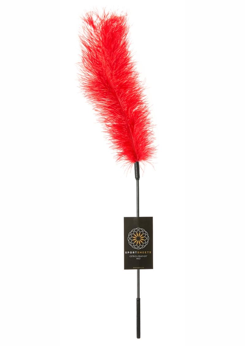 Cosquilleo rojo de plumas de avestruz