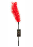Cosquilleo rojo de plumas de avestruz