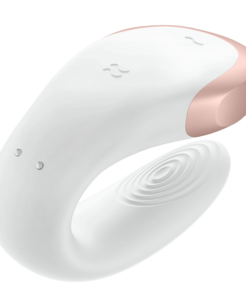 "Double Love - White J2008-17-2"