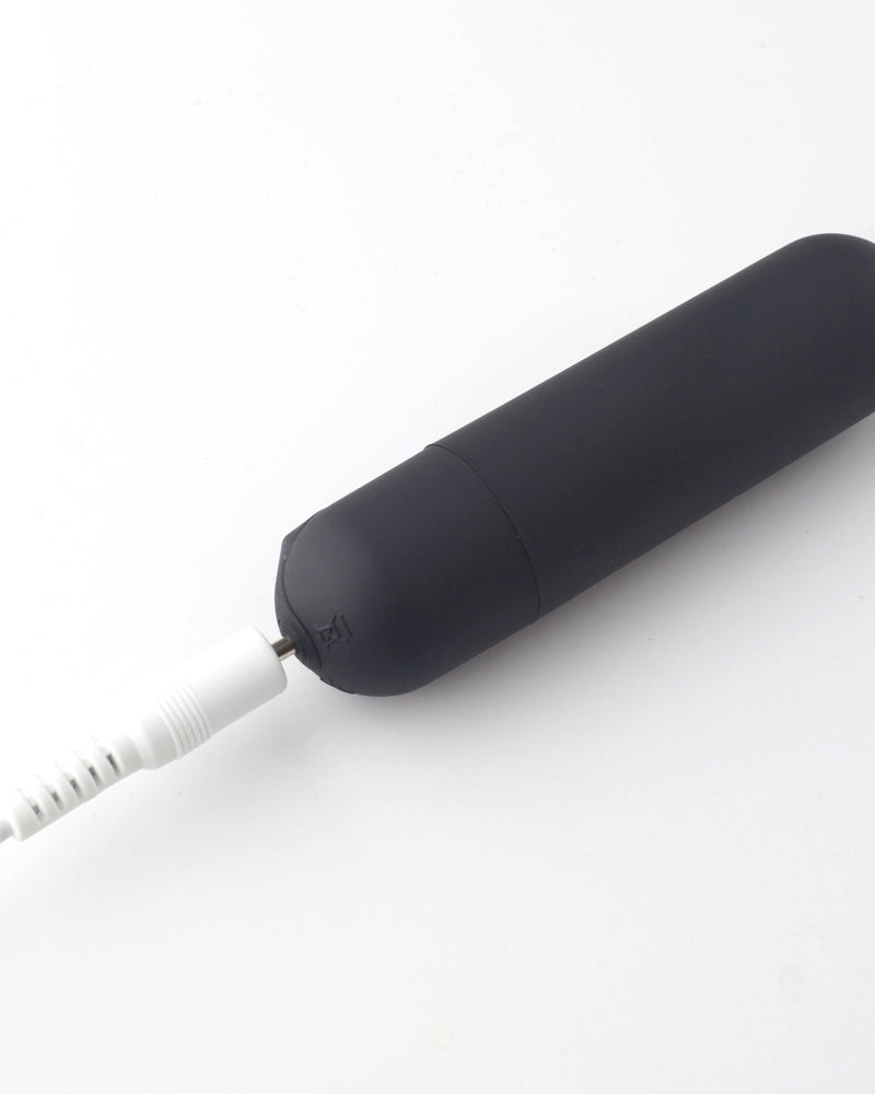 "Cody Silicone Vibrating Anal Plug - Black MTMA334"